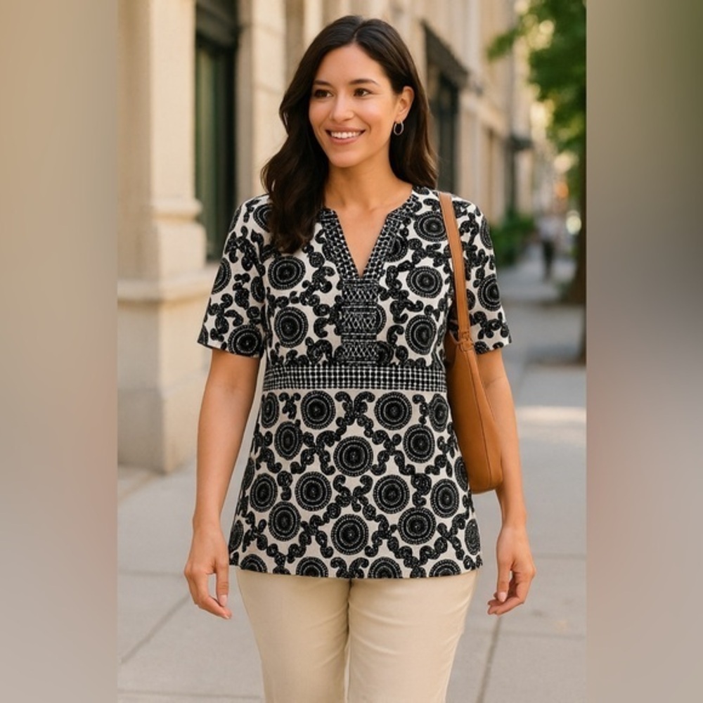 Charter Club Black White Patterned Top – V-Neck Babydoll Tunic GUC L #2107